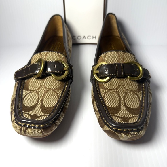 Coach size 6.5 - Picture 1 of 15